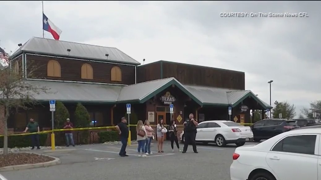 1 in hospital after road rage shooting outside Texas Roadhouse in Orlando